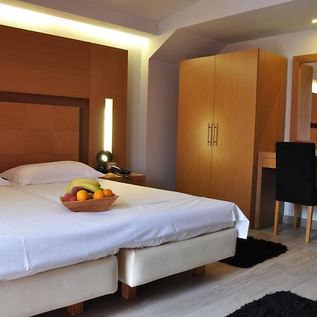 Corfu Mare Hotel -Adults Only ภายนอก รูปภาพ