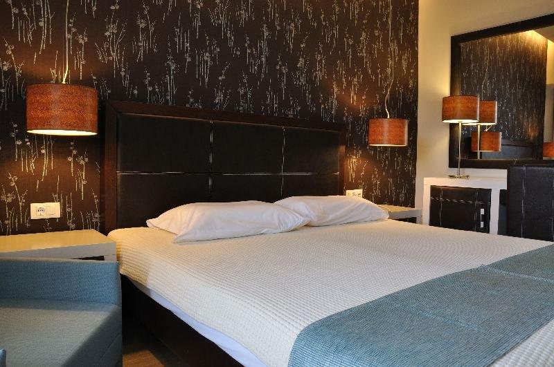 Corfu Mare Hotel -Adults Only ภายนอก รูปภาพ