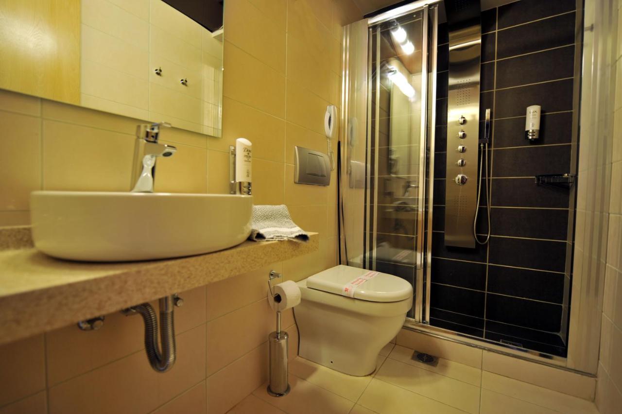 Corfu Mare Hotel -Adults Only ภายนอก รูปภาพ