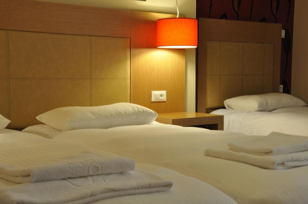 Corfu Mare Hotel -Adults Only ภายนอก รูปภาพ